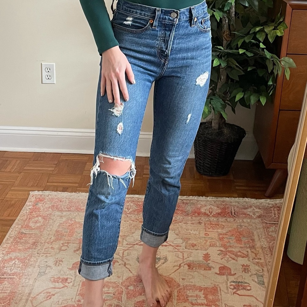 Levi’s Wedgie Button Fly Jeans - size 0/25